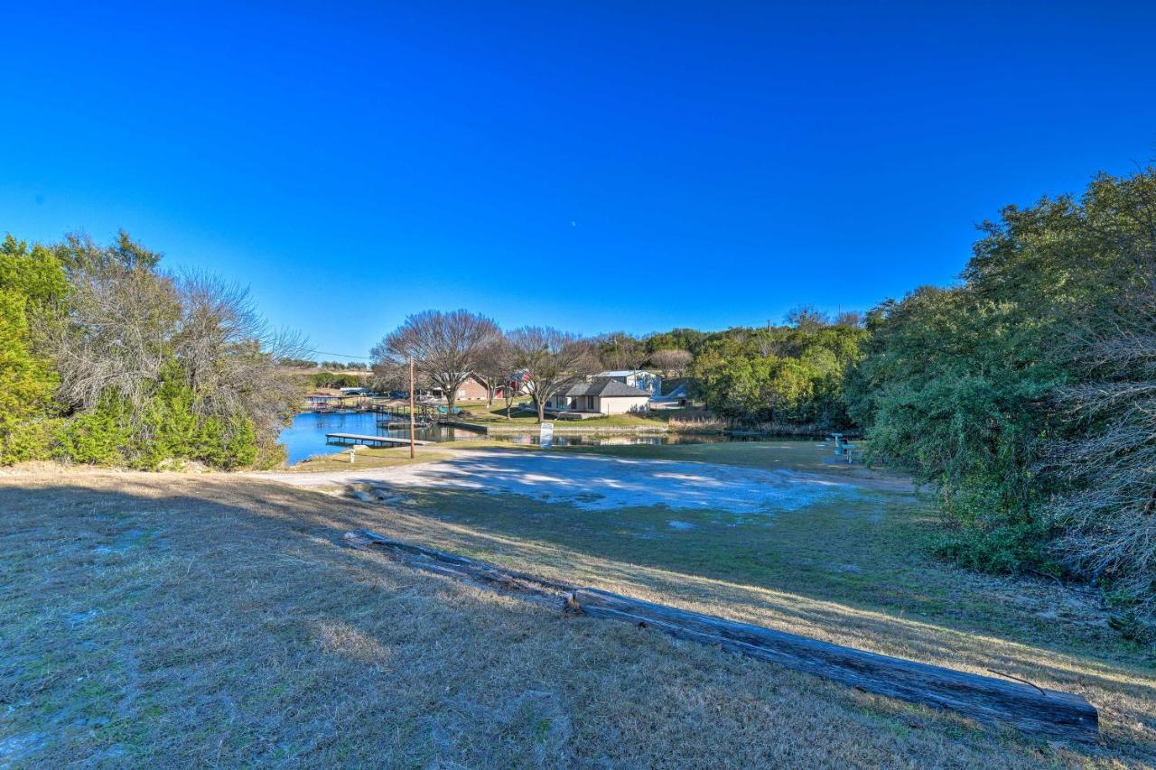 Granbury Home With Hot Tub And Furnished Patio! المظهر الخارجي الصورة