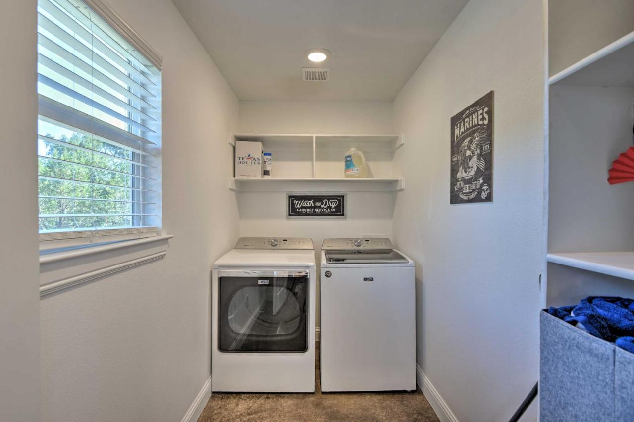Granbury Home With Hot Tub And Furnished Patio! المظهر الخارجي الصورة