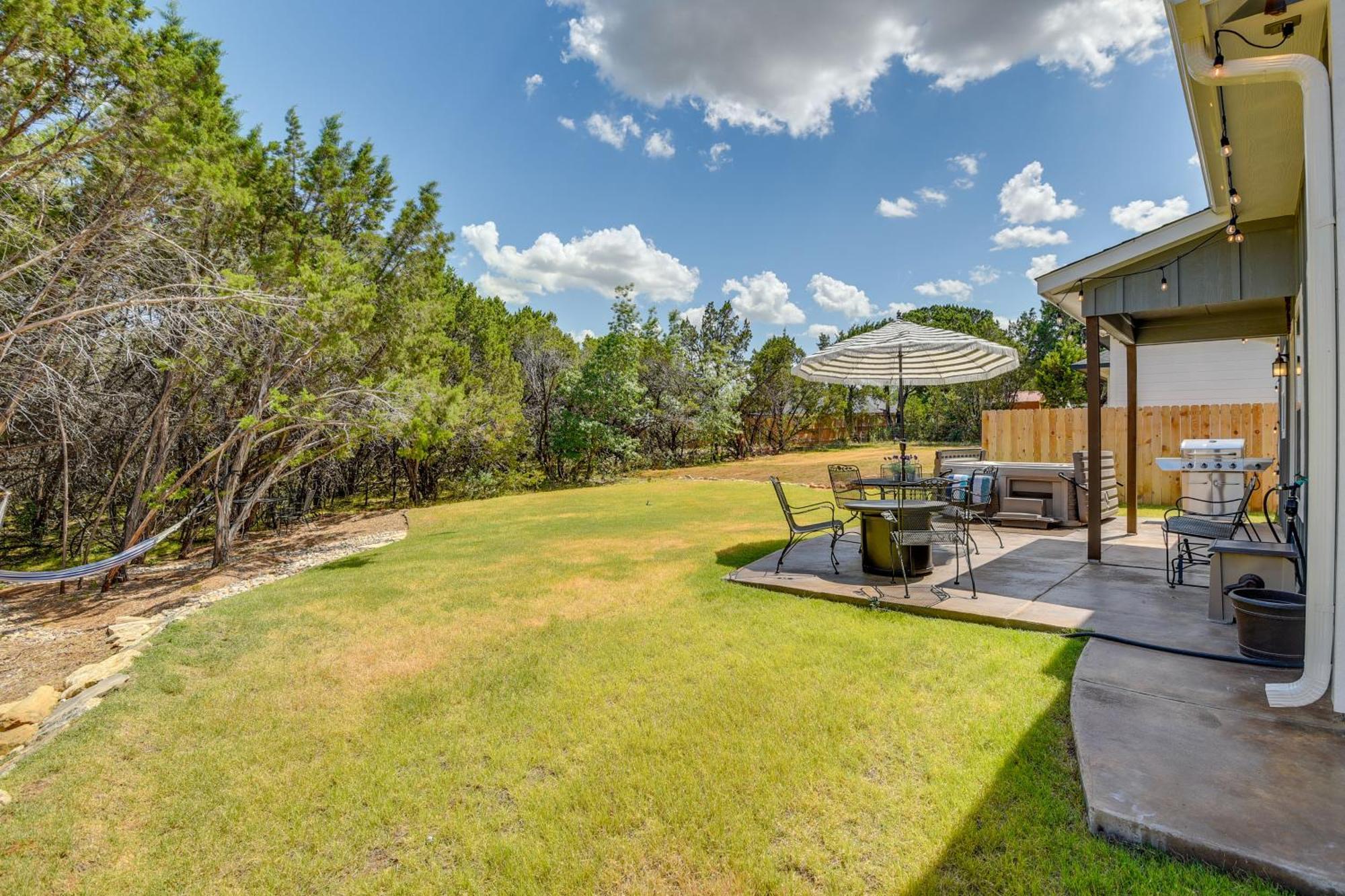 Granbury Home With Hot Tub And Furnished Patio! المظهر الخارجي الصورة